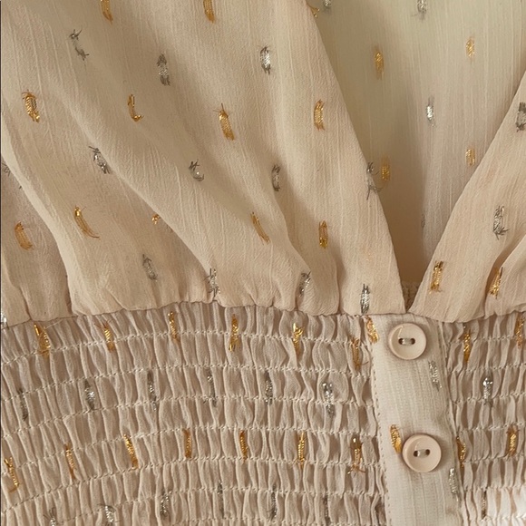 Pale pink blouse with smocked and metallic detail - Picture 5 of 5